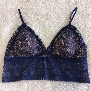 Victoria’s Secret Navy Blue Bralette Size S
